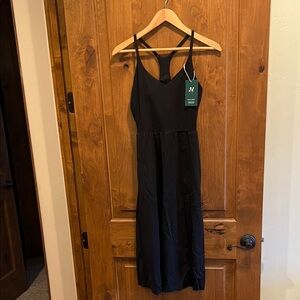 HALARA Black Everyday Midi Chill Dress w/Pockets S